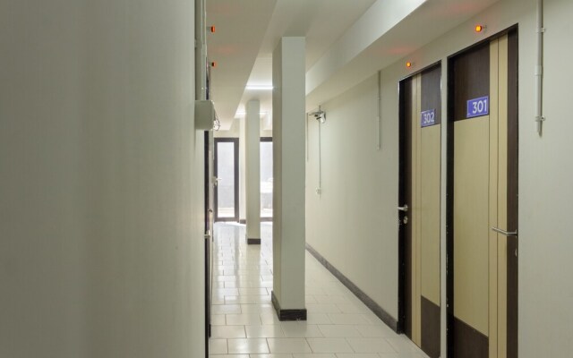 Kamar Keluarga Mahkota 8 By OYO Rooms