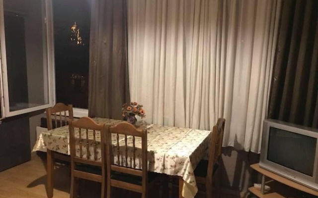 Apartment on Tsamebuli Ave