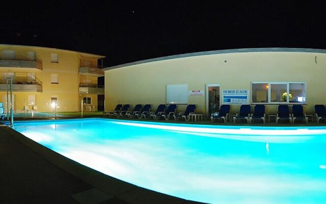 Les Isles de Sola Grancamp studio