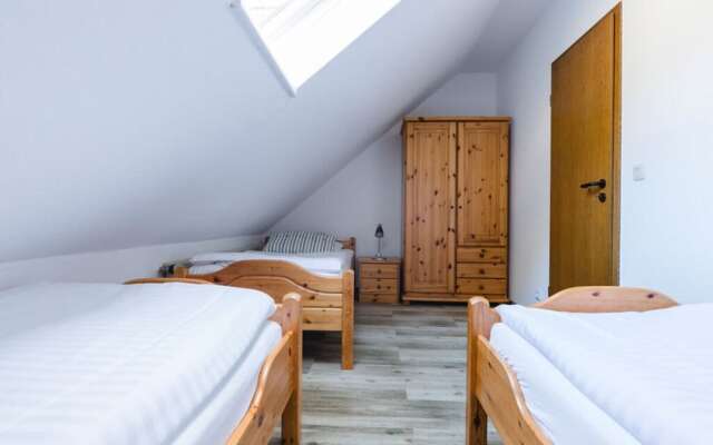 Am Wald Modern Retreat
