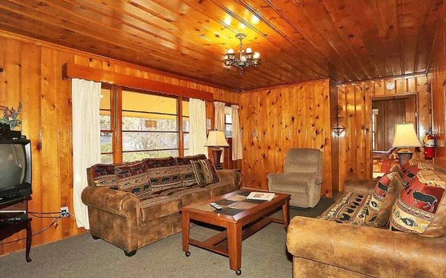 Vista Pines 234 by RedAwning