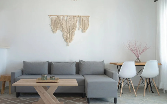 Amelie Suites