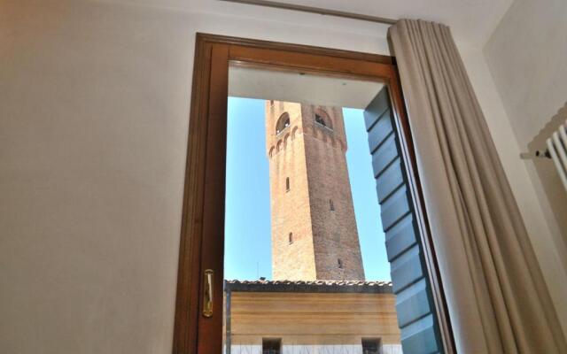 Portico Oscuro Deluxe Apartment - centro città