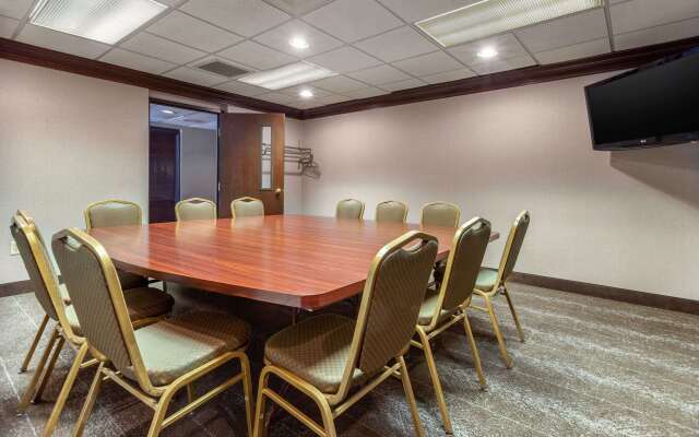 Comfort Suites Green Bay West