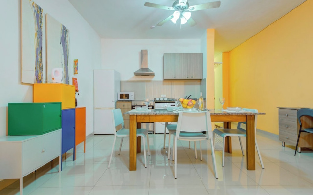 Tranquil Cityscape 3 Bedroom Apartments