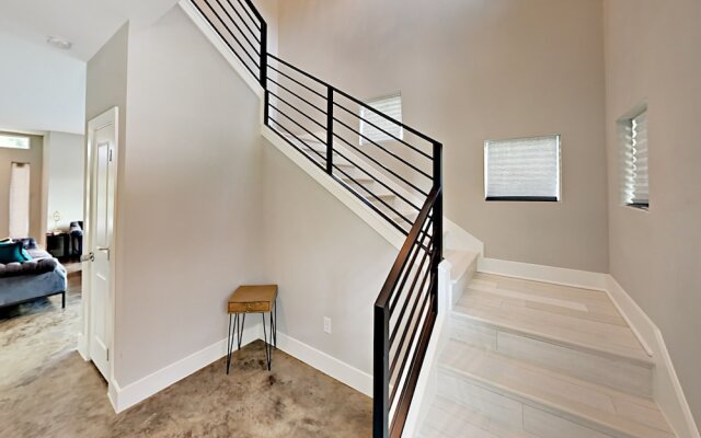 Kulhman Home 3 Bedrooms 2.5 Bathrooms Home
