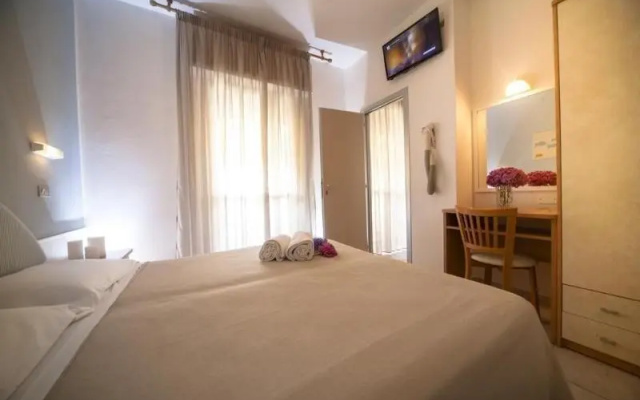 Hotel Antares