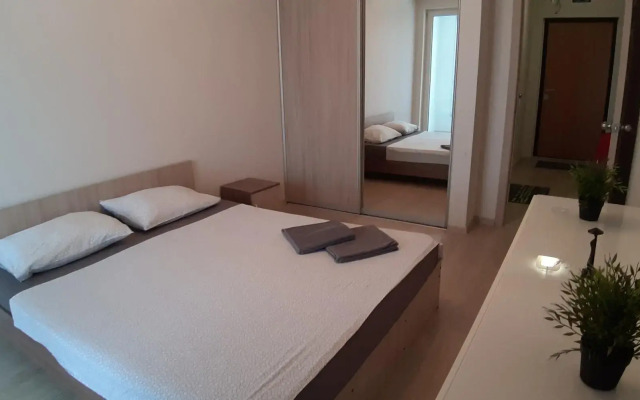 Апартаменты на улице Немировича-Данченко 148/2