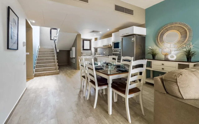 Xuru Stays I Sundown Symphony 4mbdr Villa @ Joubal El Gouna