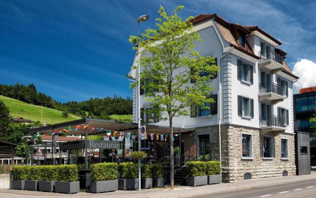 TOP Hotel Freihof Unteraegeri
