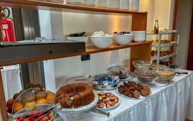 Hotel Mavino