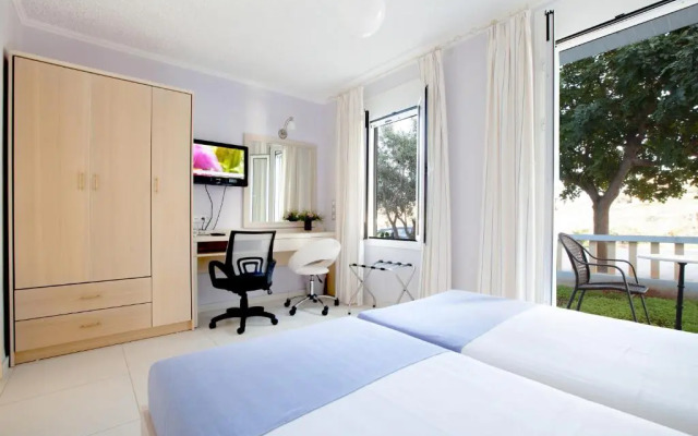 Giorgi's Blue Apartments
