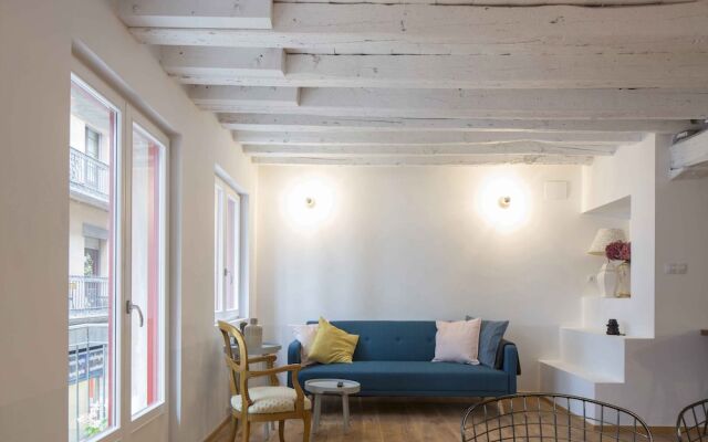 OLD TOWN I apartment by Aston Rentals
