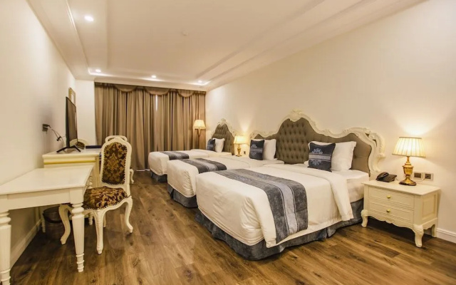 Minh Phu Diamond Palace hotel