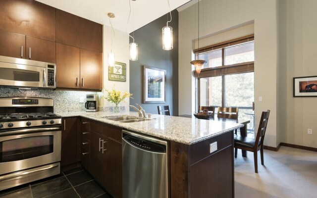 Solstice at Mammoth Lakes