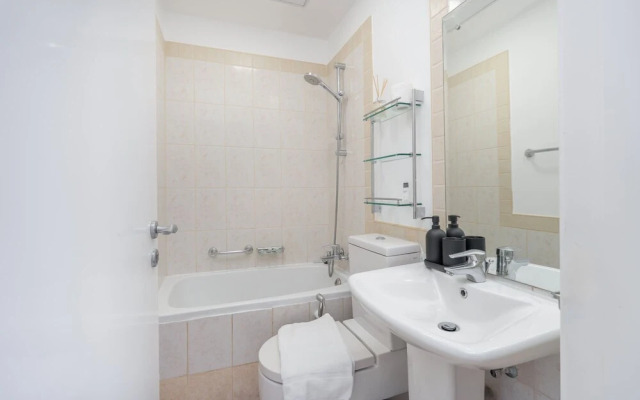 Tranquil 3BR Villa in Springs Community - Sleeps 7