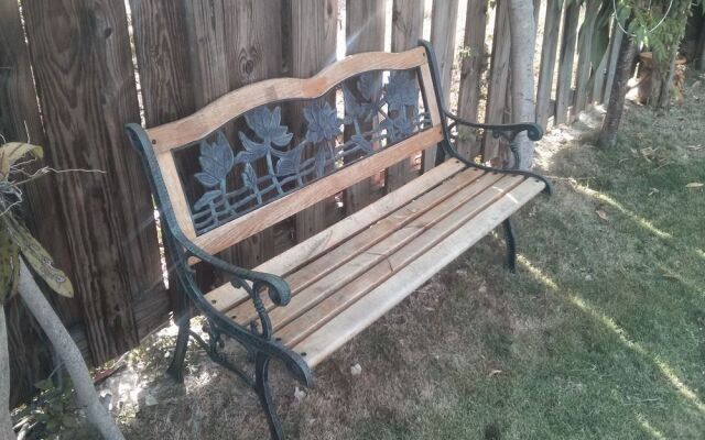 Signature's 21 Guest Apartments