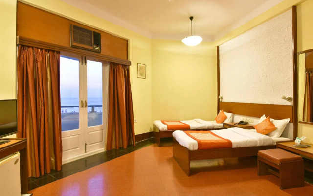 Sea Green South Hotel