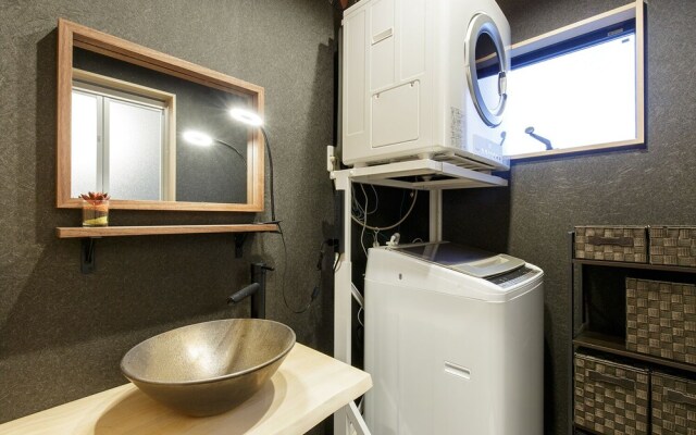 Kanade ShijoShinmachi