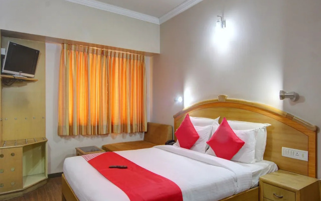 OYO 15781 Shree Adiga Residency
