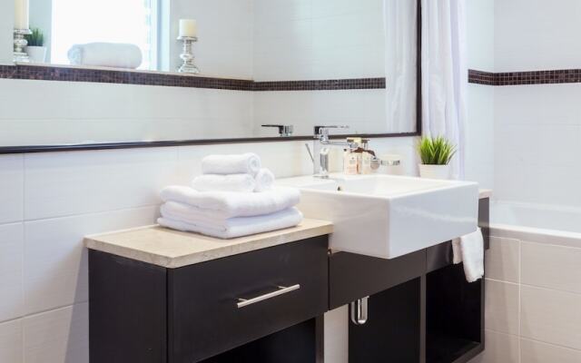 Nasma Luxury Stays - Skyview Tower