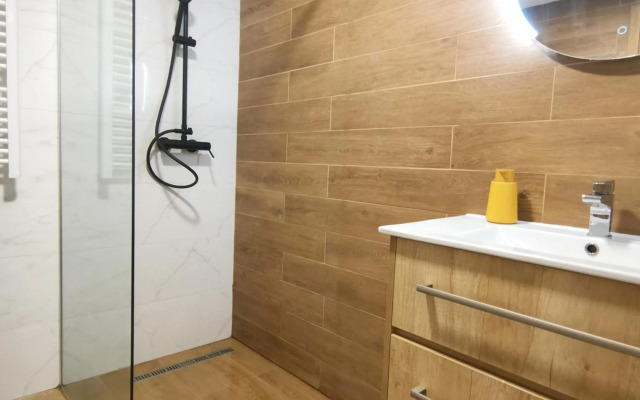 Apartments at Ljubovic Hill Park