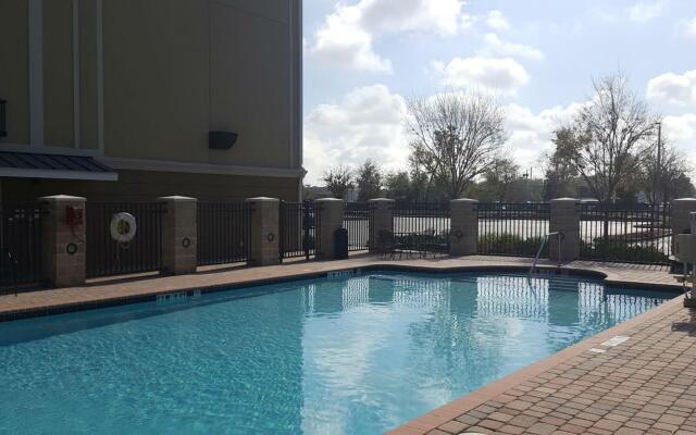 Holiday Inn Express and Suites Jacksonville East, an IHG Hotel