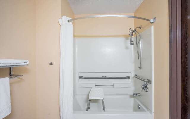 Super 8 by Wyndham Campbellsville KY