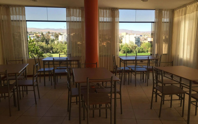 Casa Mores Inn