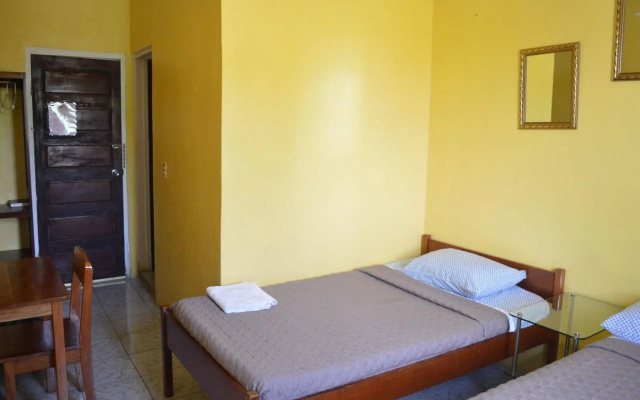 Sky Flower Hotel Belmopan / El Rey Hotel