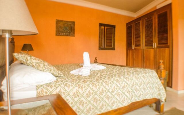 Well Furnished w Private Pool, BBQ & Palapa Bar