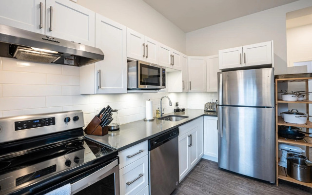 Niska's Den by Revelstoke Vacations