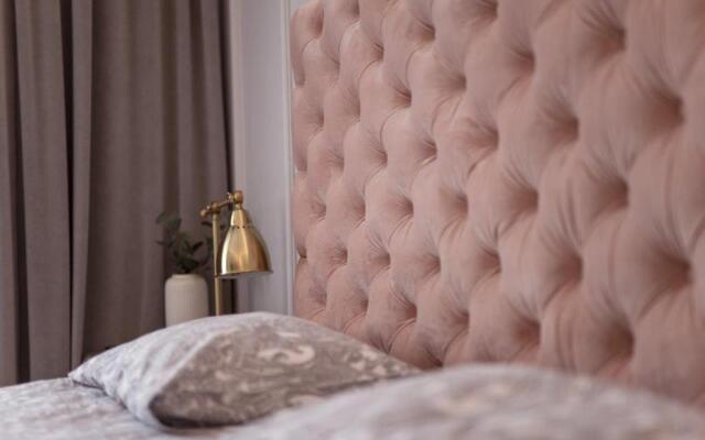 Boleslav Home De Luxe