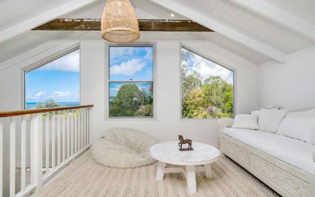 Your Luxury Escape-Ocean View Barn House