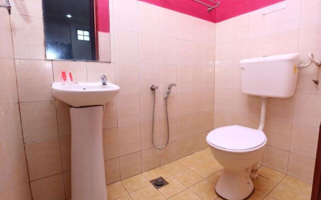 OYO 89498 Sri Seroja Inn Budget Hotel