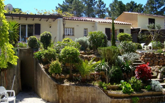 House With 2 Bedrooms in Sainte-maxime, With Wonderful Mountain View,