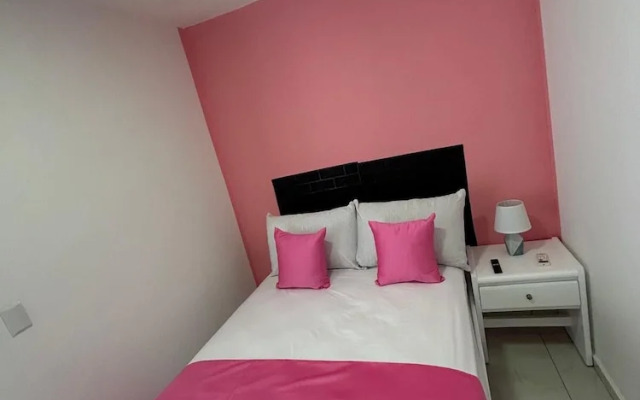 Hotel tropic pop