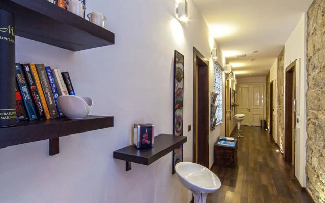 Marmontova Luxury Rooms