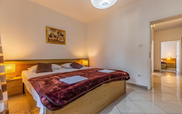 Beautiful Home in Medulin With Wifi and 3 Bedrooms