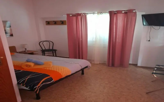 Garni Elisabetta – Guest Rooms – Gordola
