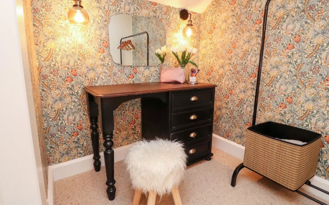 Tilly's Place