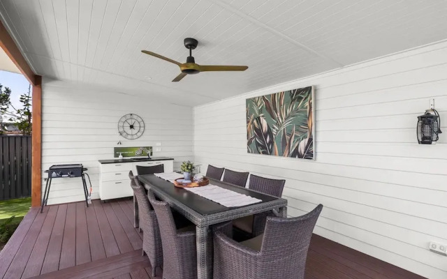 Holiday Home with Pool and Mini Golf