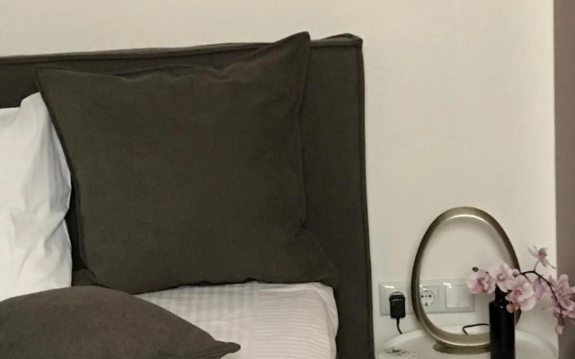 Heartland City Hotel