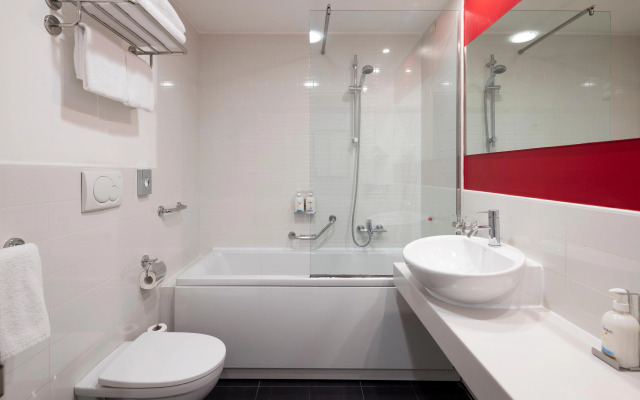 Holiday Inn Genoa City by IHG