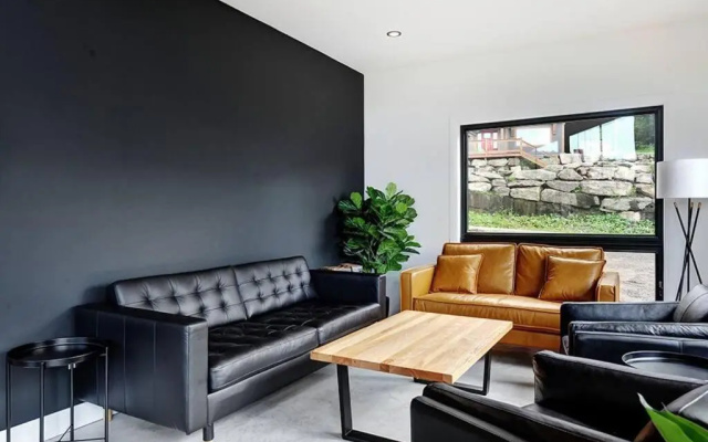Blanc 24 - Les Chalets Alpins, Stoneham