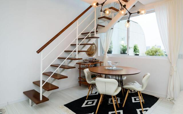 Apartamento c/ Piscina e Garagem | FL 960/602