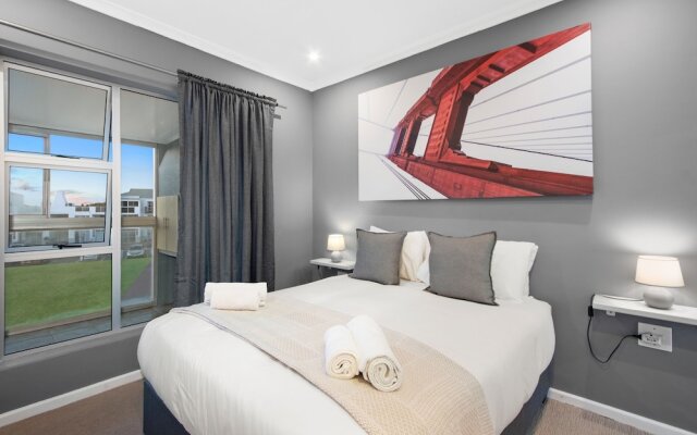 Big Bay Beach Club 73