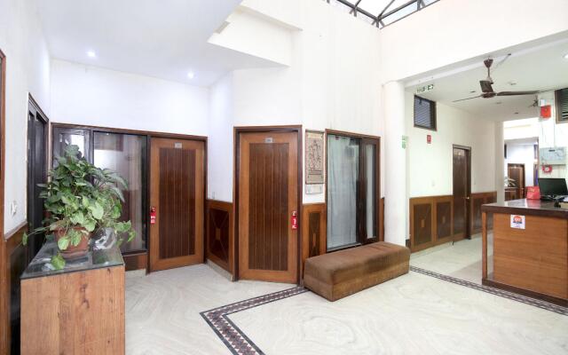 OYO 1950 Hotel Supreme