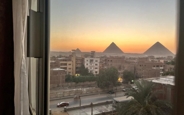 King Khafren View INN