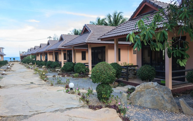 Needa Rock Resort